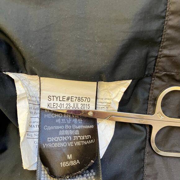 Marmot Womens Sz M Montreal Down Coat 700 Fill Hooded Faux-fur Trim Quilted Warm - Picture 16 of 16